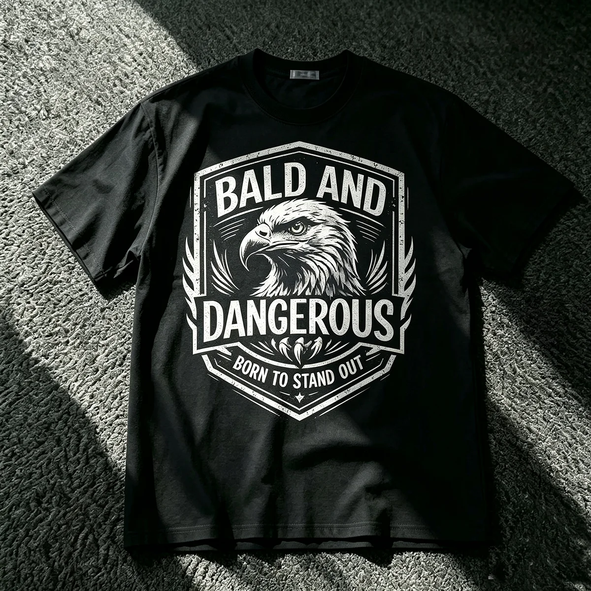 Bald And Dangerous Born To Stand Out Funny Bald Eagle Meme Graphic T‑Shirt Vintage Badge Sarcastic Bald Humor Print Unisex Cotton Streetwear Short Sleeve Tops for Men Bald Man Gift