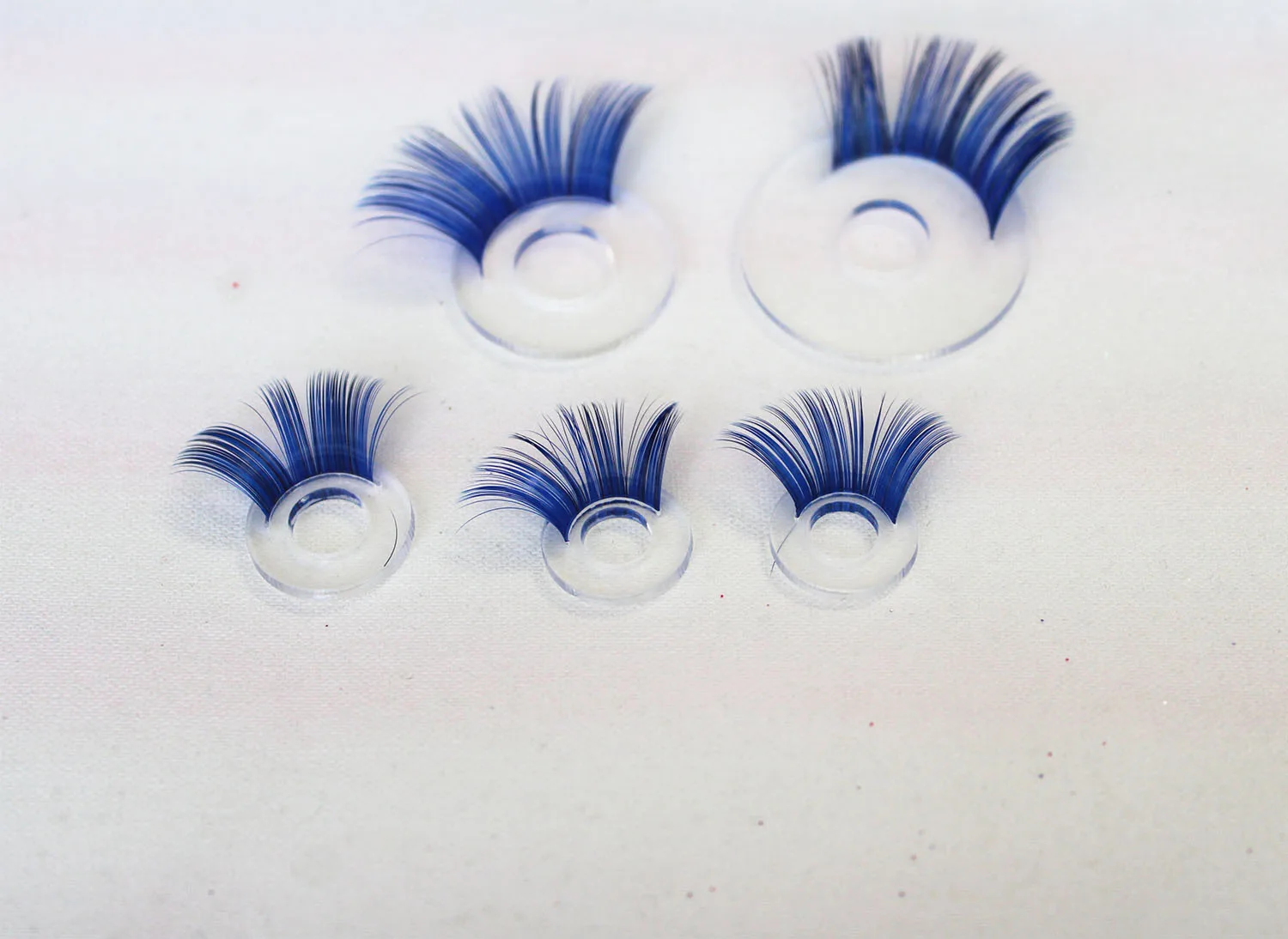 Lote de 20 unidades de bandeja de pestañas transparentes de 12MM a 34MM con mezcla de pestañas azules para manualidades de juguete de muñeca diy