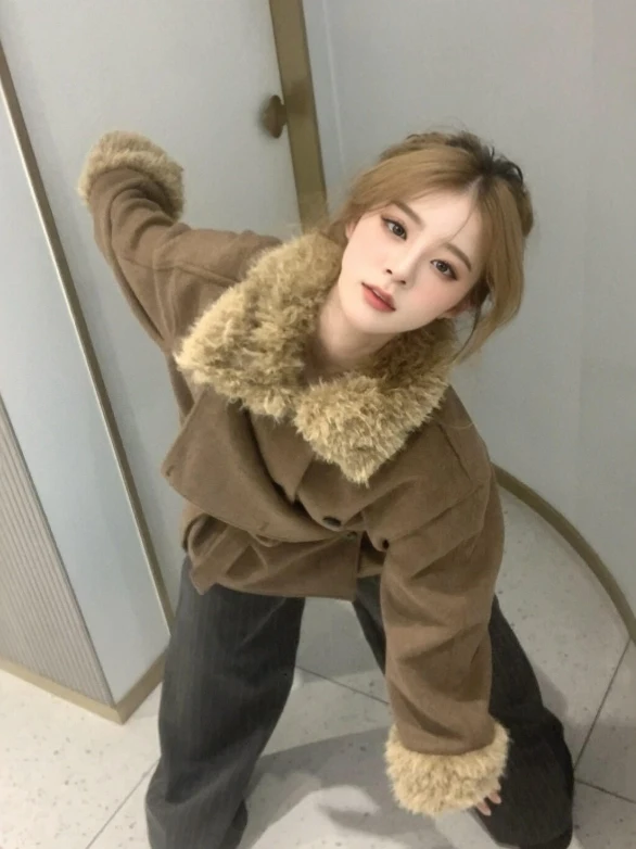 

Retro High-End Thiened Woolen Coat Loose Faionable Winter Outerwear for Small Stature Sli Trendy Belted Coat