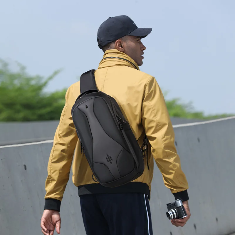 Men's casual chest bag made of Oxford fabric, durable and waterproof, large-capacity single-shoulder crossbody bag