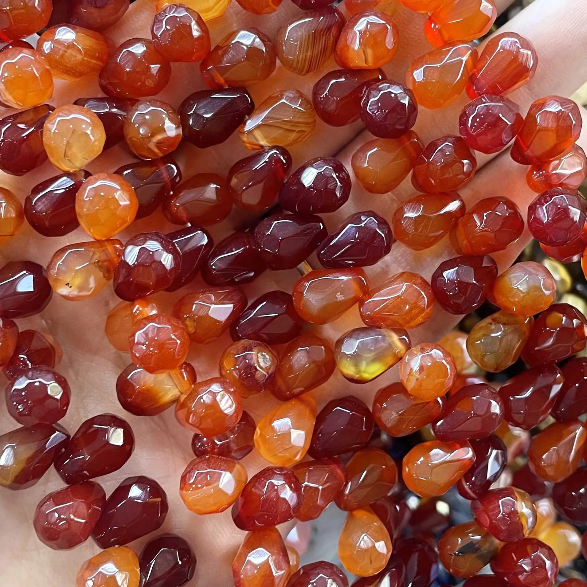 Naturstein facettierte Wassertropfen-Perlen aus Labradorit, Achat und Türkis für die Schmuckherstellung, DIY-Armband und Halskette – Detail 11