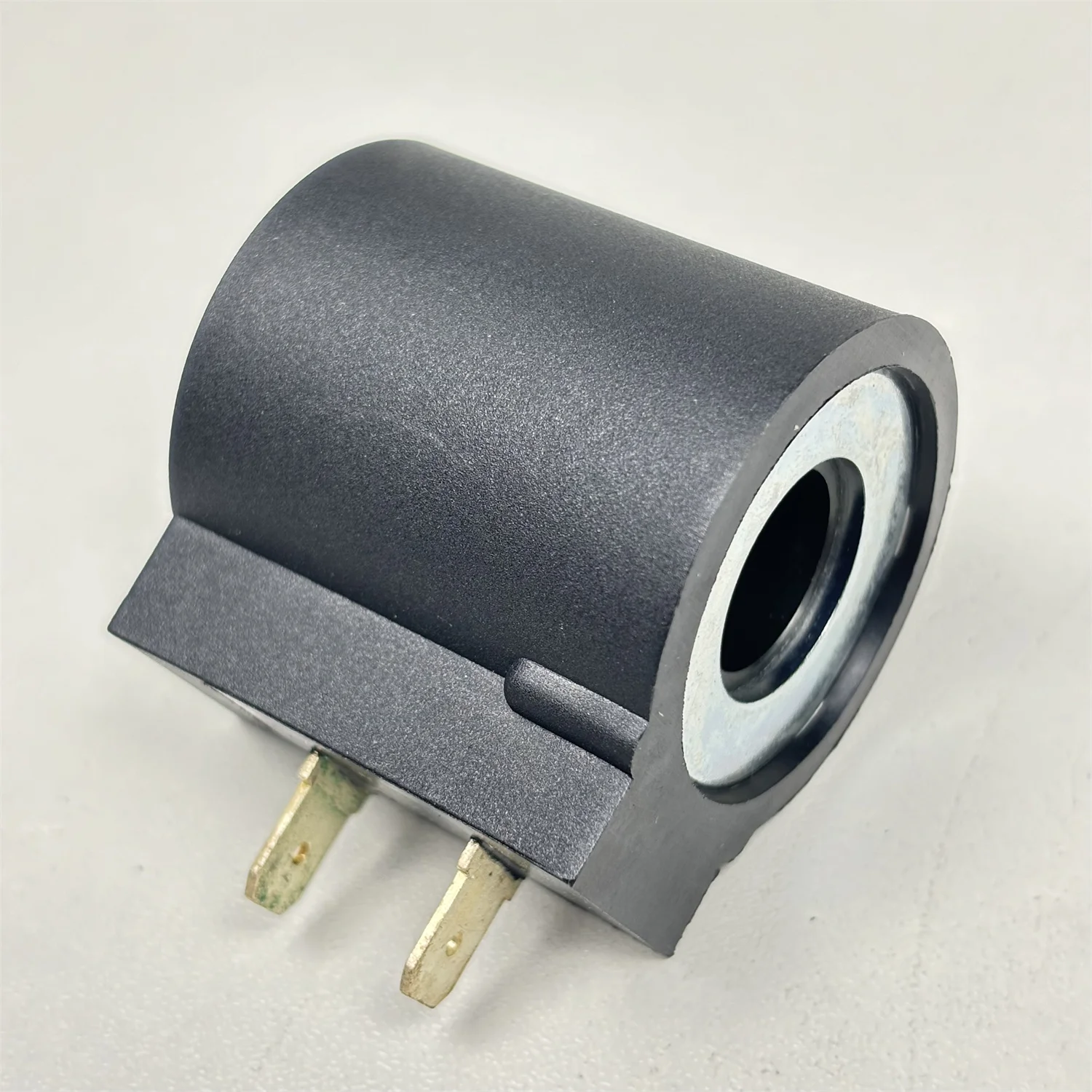 

Катушка электромагнитного клапана 6301012 для двигателей HydraForce серий 08, 80, 88, 98