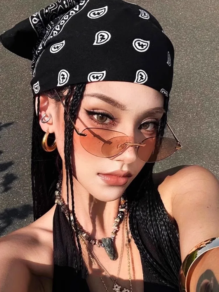 ربطة شعر نسائية عصرية بتصميم زهرة الكاجو على طراز Y2K ميلينيوم بانك، عصابة رأس أنيقة بأسلوب الهيب هوب، قبعة دائرية للتبادل ال... #5