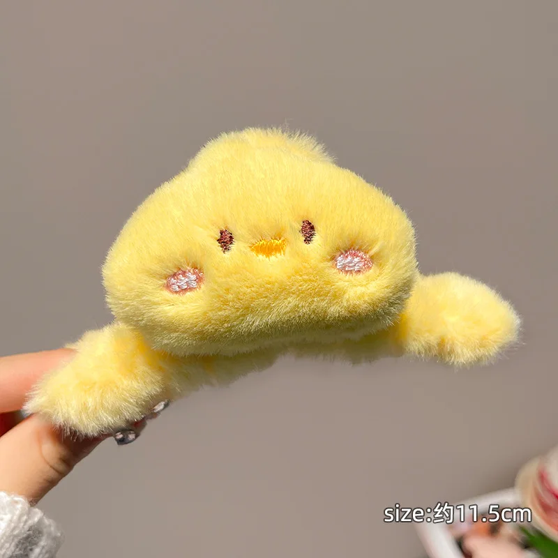 

New Plush Hair Claw Faux Rabbit Fur Large Shark Clip Cute Bear Fluffy Crab Clip Hairpin Flocked Bear-Shape Women Hair Clip
