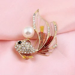 Vintage Goldfish Brooch Colourful Rhinestone Gradient Tail Goldfish Animal Brooch Female Suit Cardigan Pin Decoration
