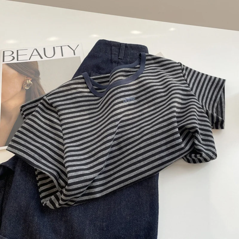 

American Contrast Striped T Shirt Women Korean Style Retro Blue Round Neck Short Sleeve Summer Top