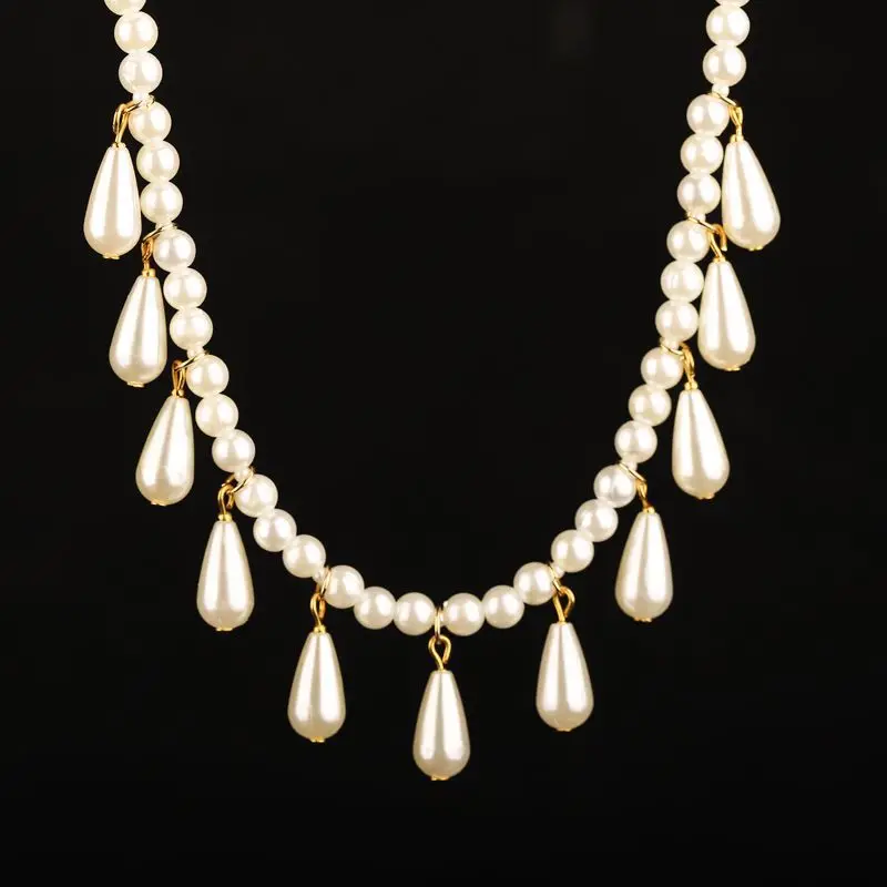 قلادة لؤلؤ ملكة تنكرية للنساء ، ريجنسي نبيل في العصور الوسطى ، ملحق كوسبلاي