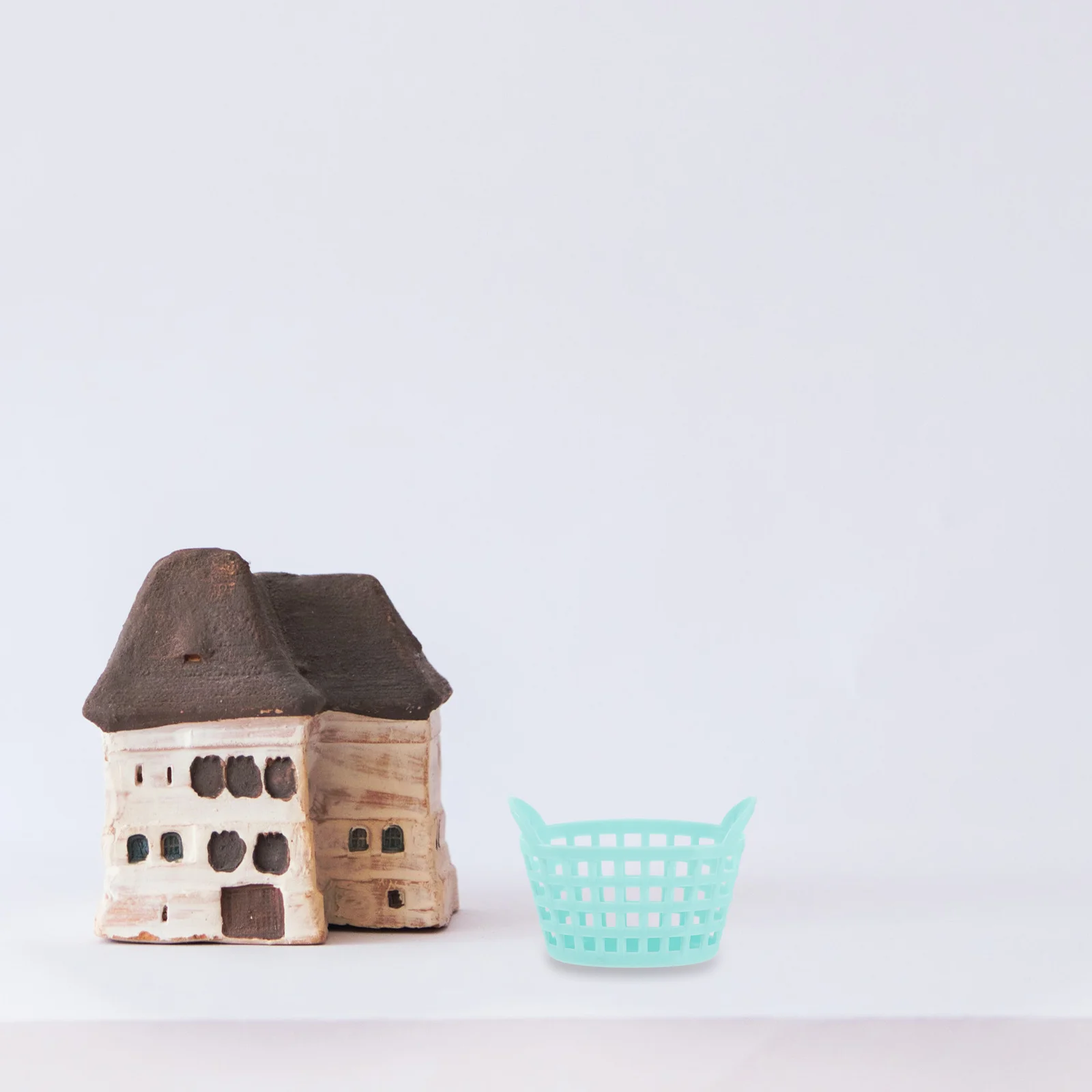 

10Pcs Miniature Handheld Basket Plastic Small Size for Kids Mini House Decor Easter Baby Shower Candy Jewelry Storage