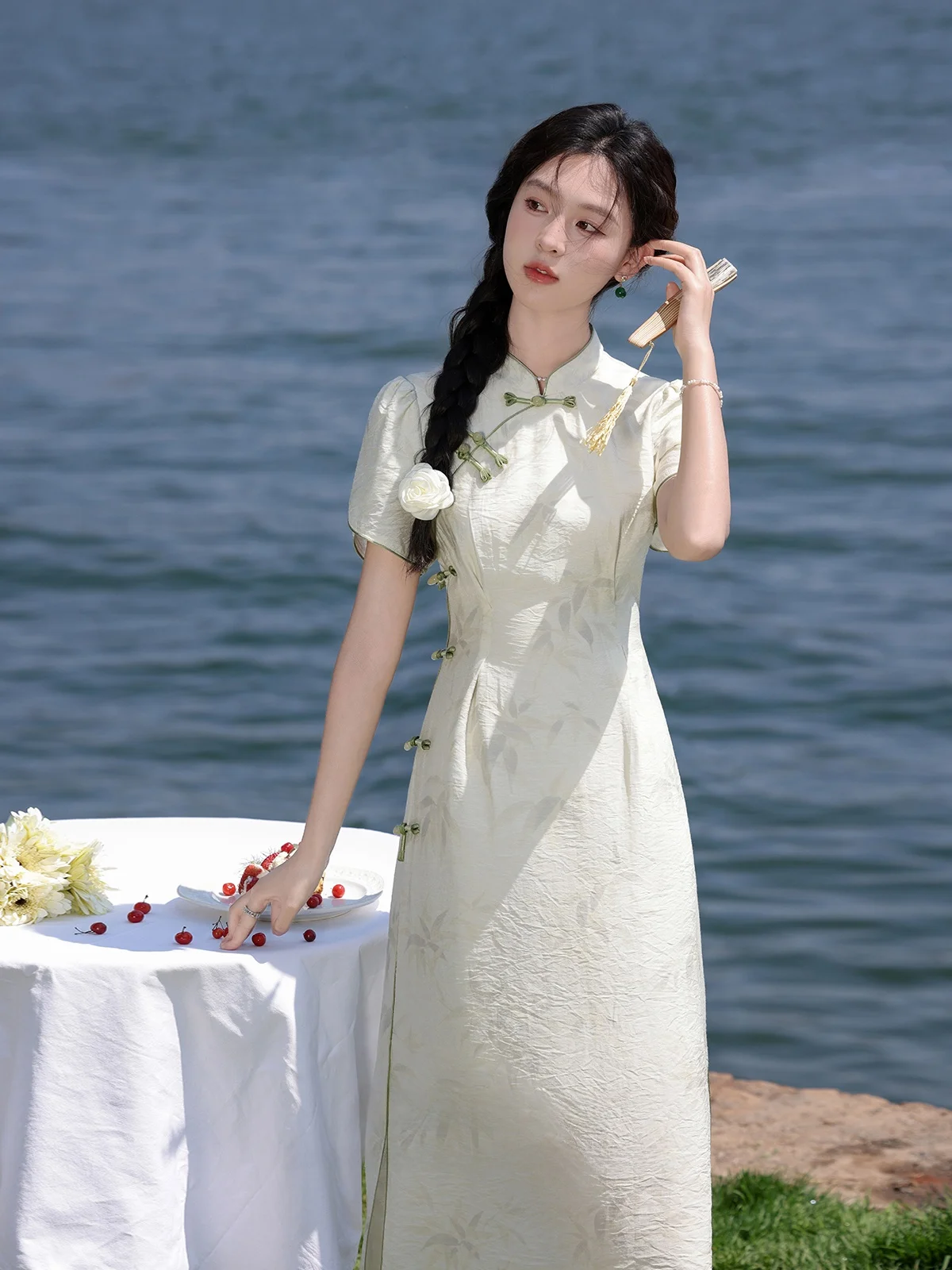 

Новое платье-ципао в китайском стиле: элегантное женское летнее платье из новой серии Moon Bamboo, миди-юбка, приталенный крой, короткий рукав, воротник-стойка