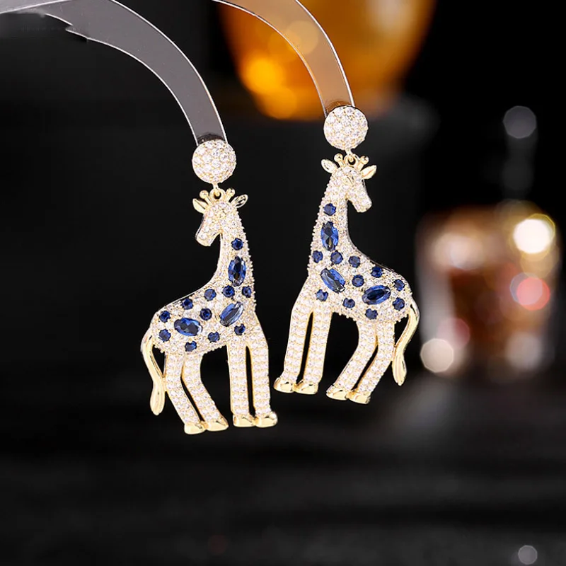 

Bobokiki Jewelry Fashion Joker Cute Titanium Micro-Inlaid AAA Zircon Giraffe Earrings Luxury Animal Accessories.