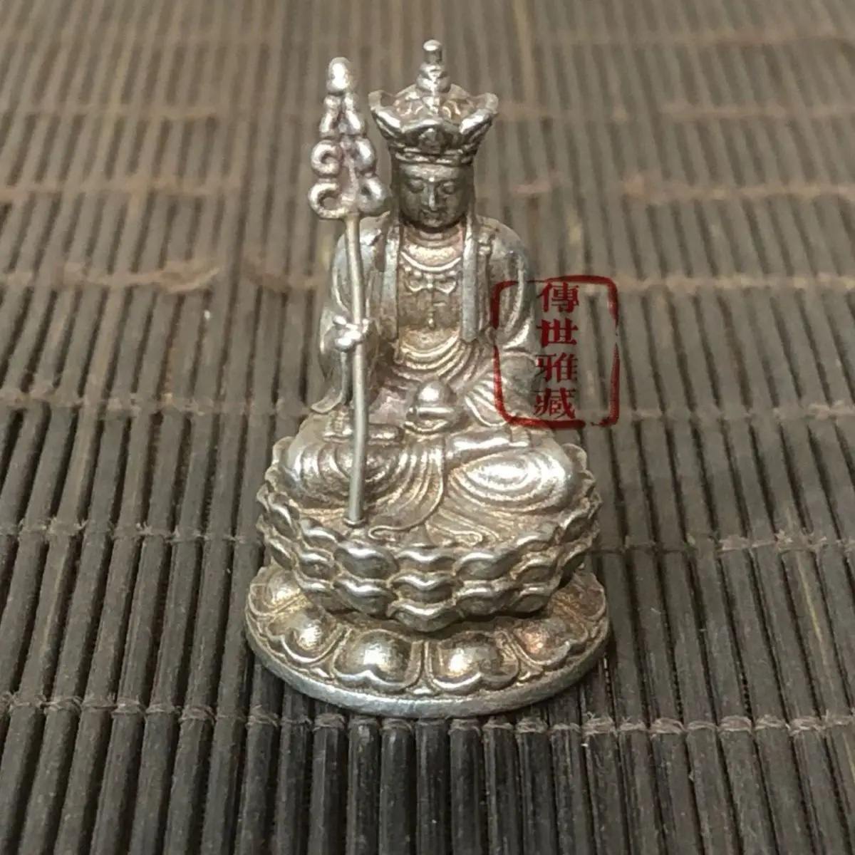 Solid pure copper and white copper ground Tibetan king ornament, all copper ground Tibetan king bronze Buddha statue