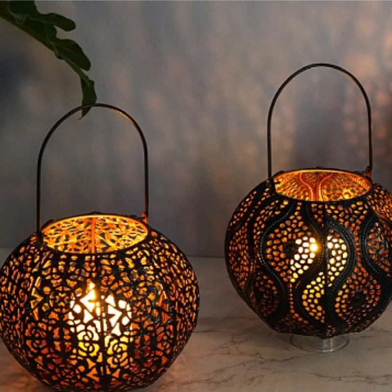 Hollow Out Wrought Iron Circular Pendant Candle Holder Lantern Candlestick Scene Atmosphere Decoration Home Decoration