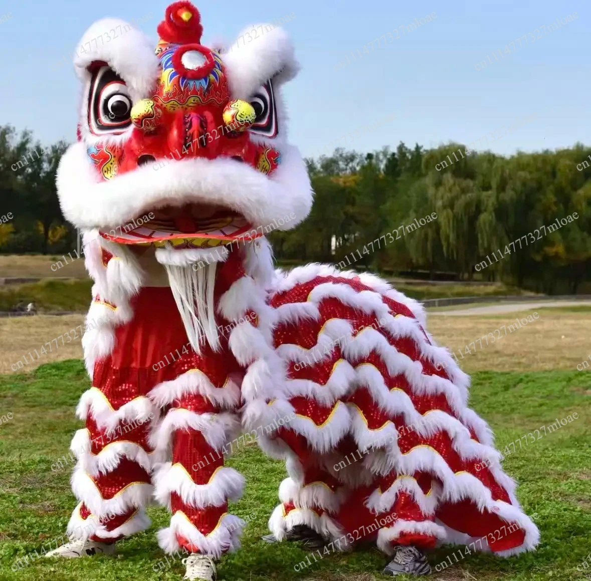 Chinese lion dance Adult double standard lion dance props foam lion hair Buddha mountain top