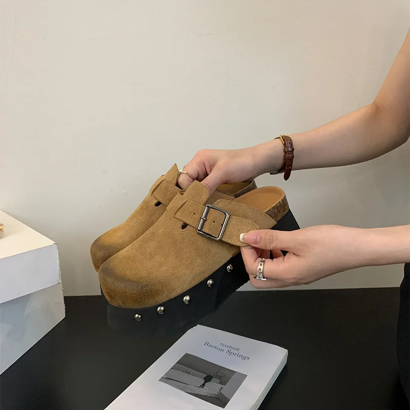 6.5cm Brown Chunky Heels Slippers Women Punk Rivet Platform Sandals Summer Round Toe Black Genuine Leather Casual Shoes