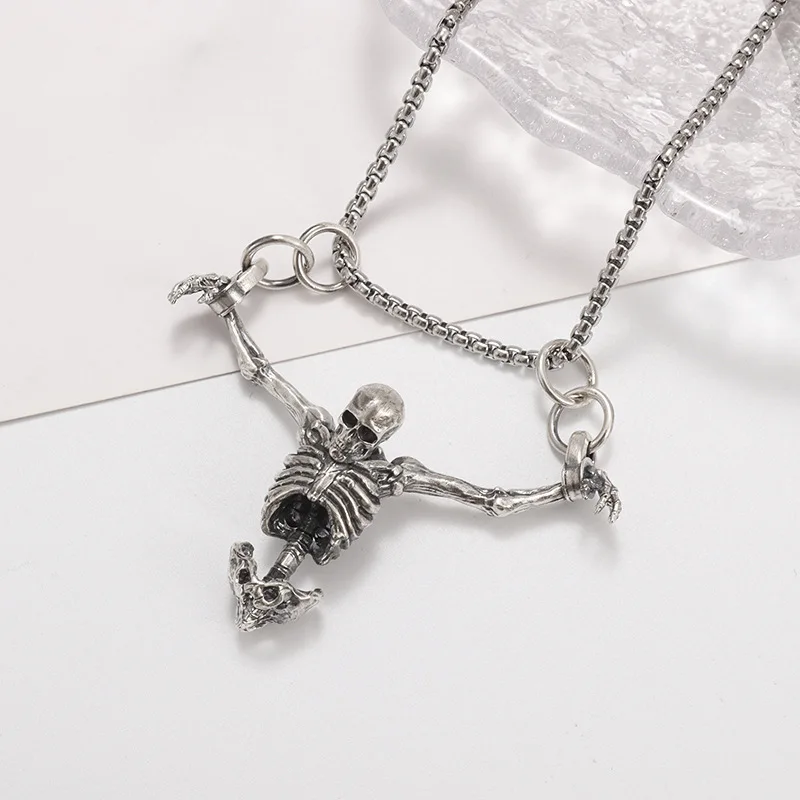 New Product, Unique Niche, Exaggerated Retro, European and American Hip-hop Style, Skull and Bone Necklace, Halloween Gift
