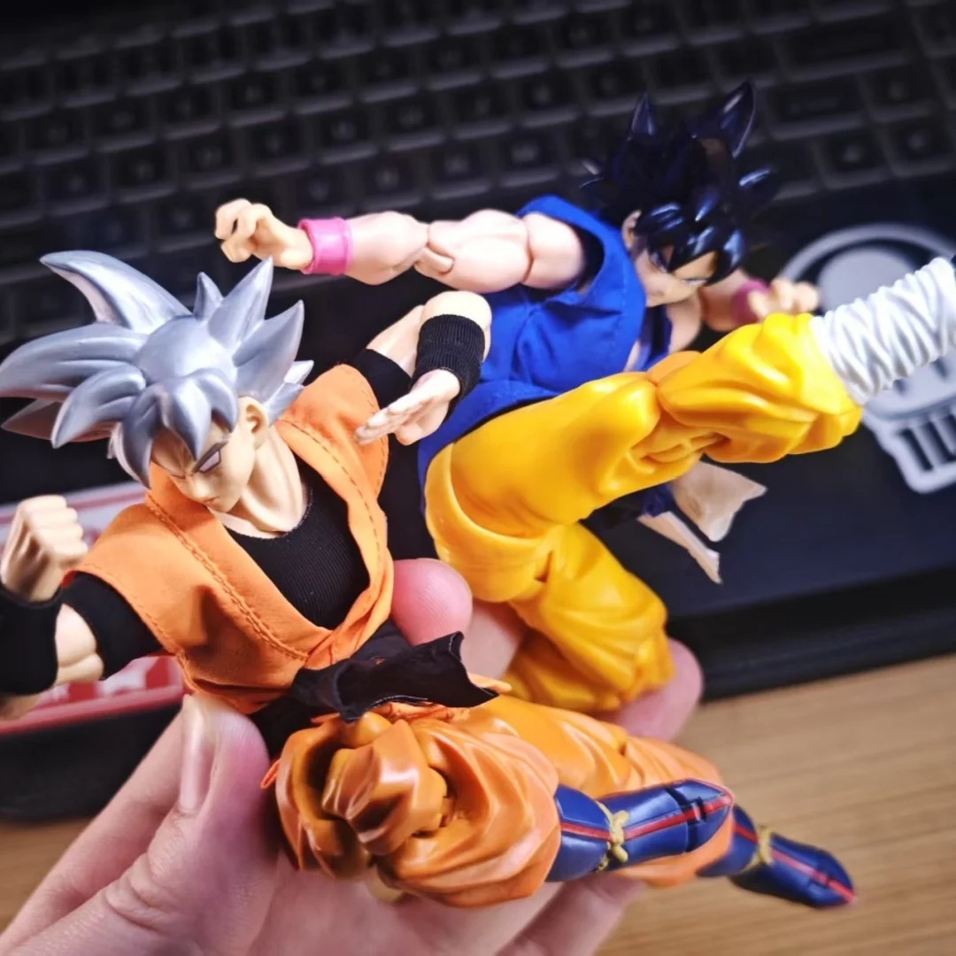 Dragon Ball SHF Anime NOVO Feito à Mão Son Goku Roupas de prática e roupas de treinamento construídas em fio de ferro é adequado para brinquedos 1/12