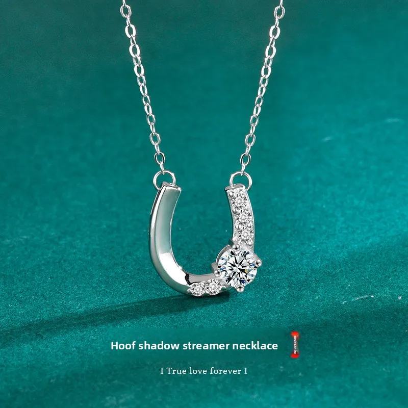 

S925 Rhodium Plated 0.5CT D Color Moissanite Horseshoe Pendant Necklace for Women Elegant Collarbone Jewelry Gift.