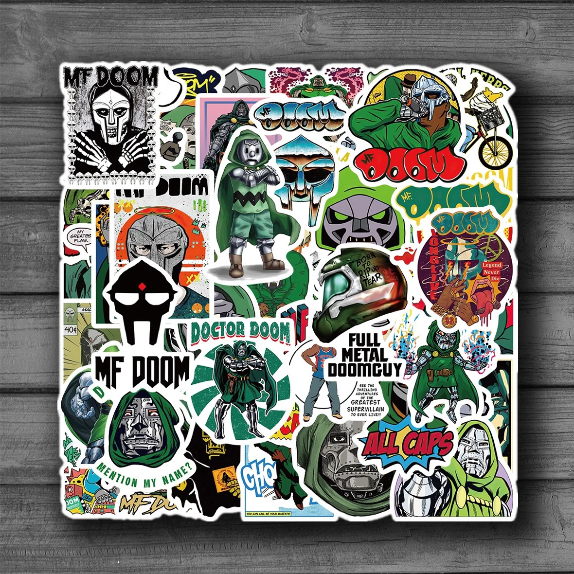 50 pièces Hip Hop rappeur Mf Doom autocollants chanteur Fan cadeau bricolage décoration téléphone tasse bagages Scrapbook ordinateur portable hélicoptère guitare décalcomanie