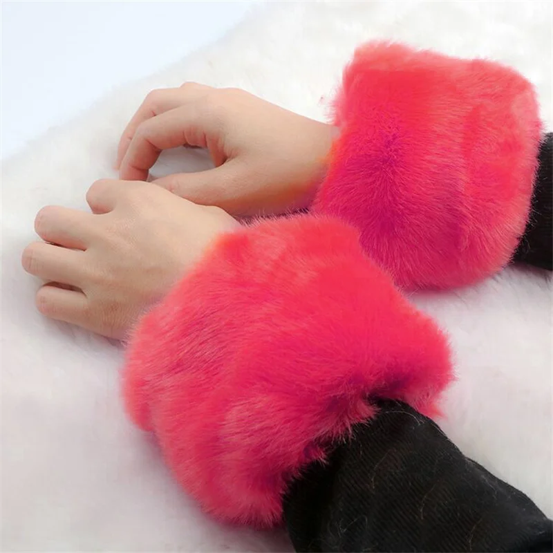 1pair Women Thick Fur Cuffs Winter Soft Faux Fur Plush Cuff Windproof Gloves Hand Wrist Warmer Cuff Clothing Accesories