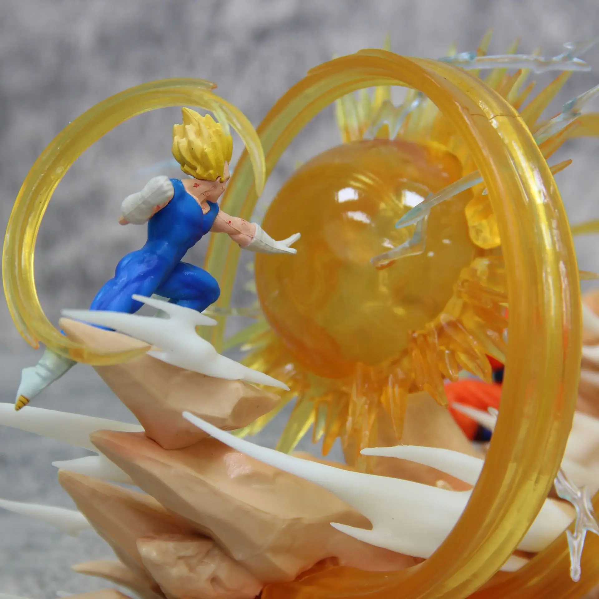 17cm Anime Action Figurine Model Dragon Ball Figure Goku Vs Vegeta Sky Top Wcf Figure Toys Collection  Statue Ornament Toys