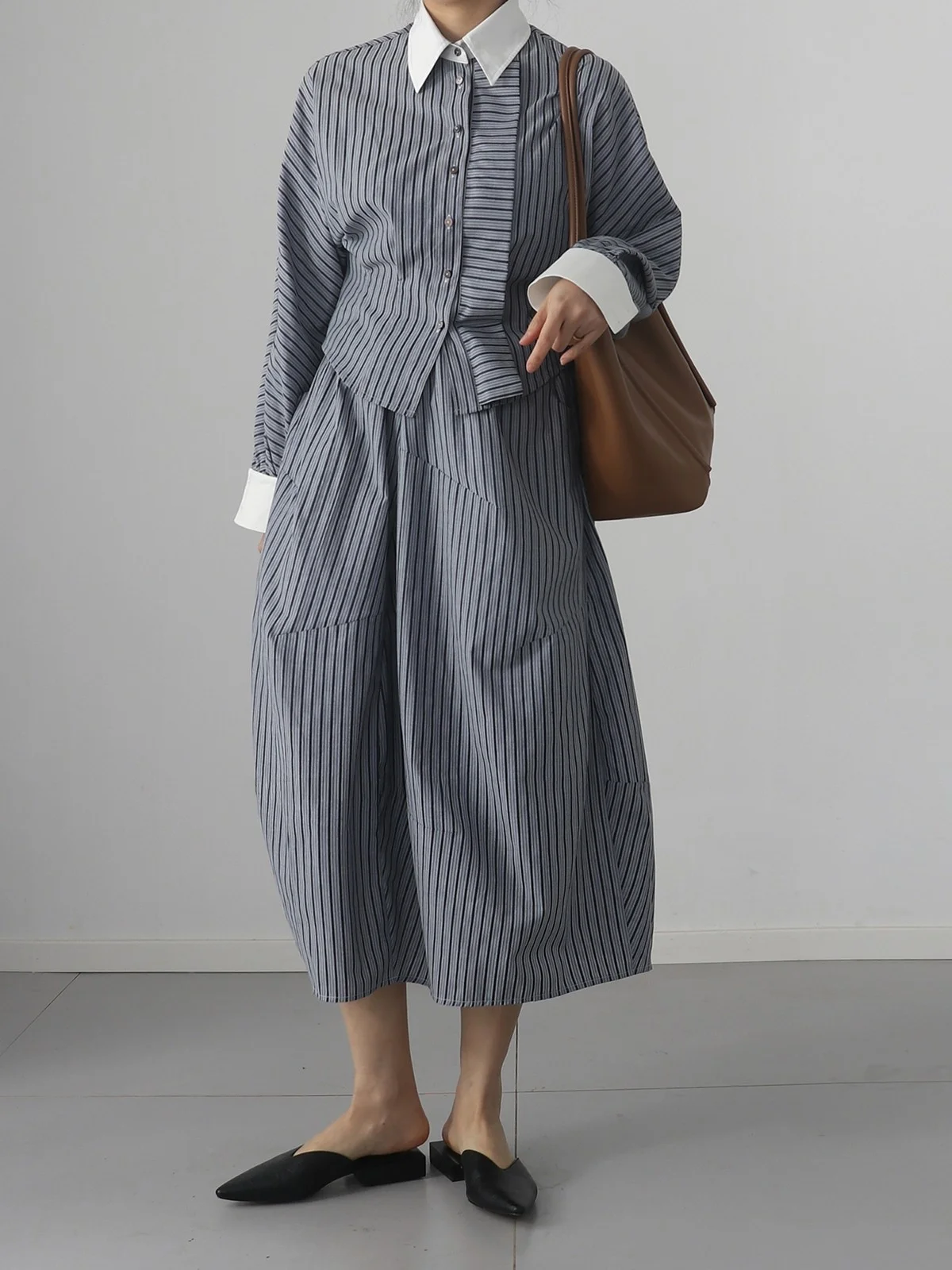 

Slimming Design Striped Cotton Shirt Women's Long Sleeve Turn-down Collar Commute Style Comfortable Breathable Casual Fashion