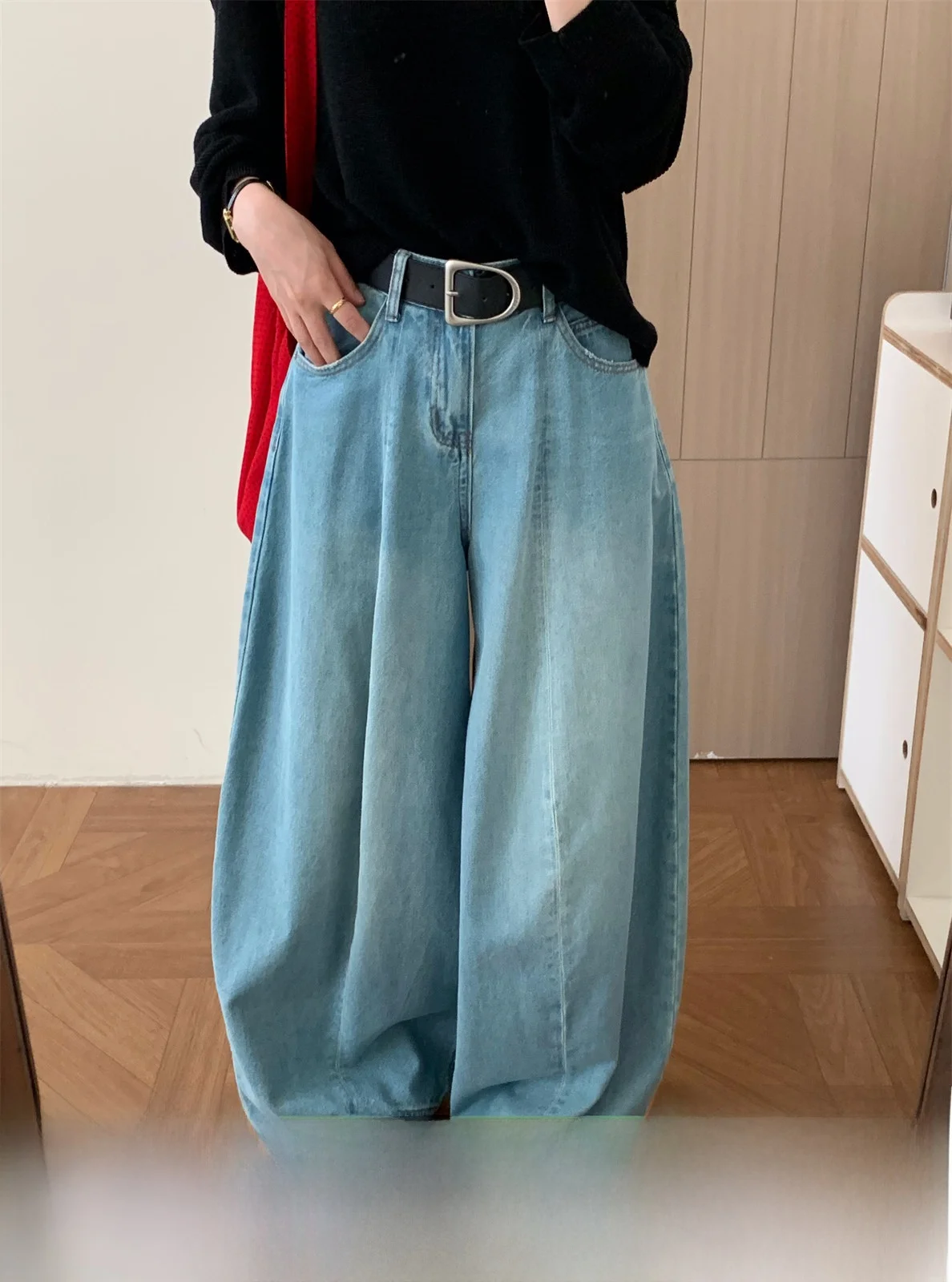 

Korean Casual Sle Women's Denim Balloon Pants Spring 2026 High Waist Wide Leg Jeans Slimming Versatile Belted Trousers