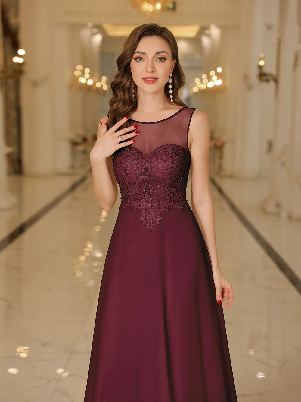 

Бордовые рождественские вечерние платья Шифоновые элегантные жемчужные кружевные аппликации с иллюзией воротника без рукавов Платье для выпускного вечера Вечерние платья