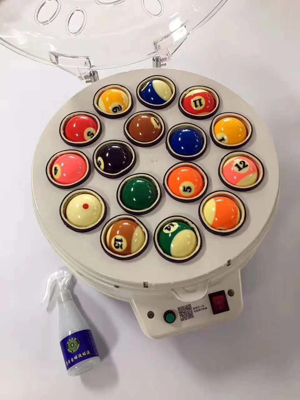 Wysokiej jakości automatyczna myjka do kulek bilardowych, 16 kulek, prosto od producenta.