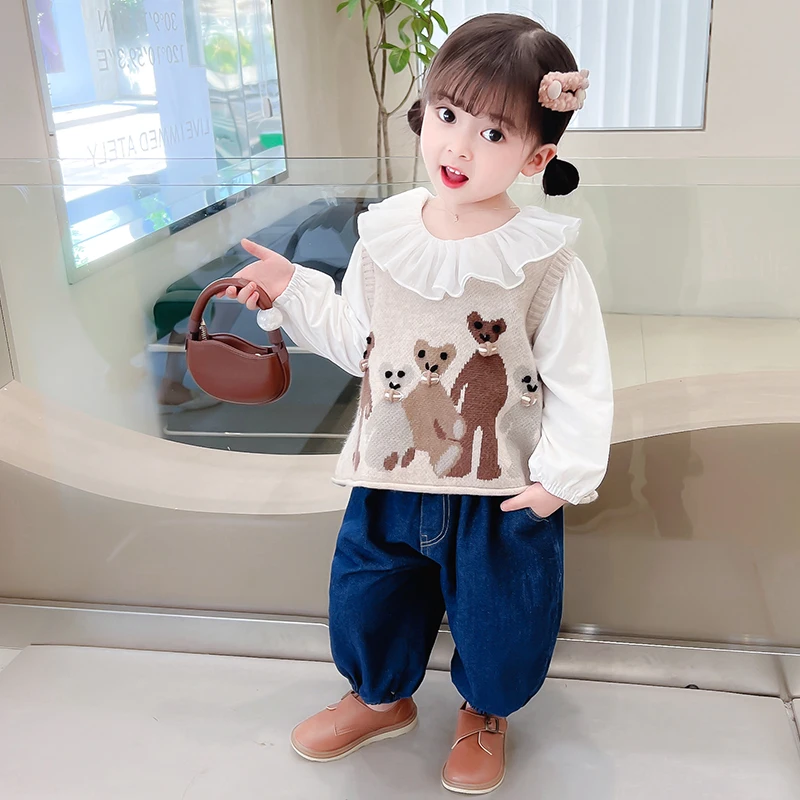 

Girls Bear Print Ruffle Collar Base irt Tee Piece Set Korean Sle Fall Collection Child's Underwear Silk Top for Kids
