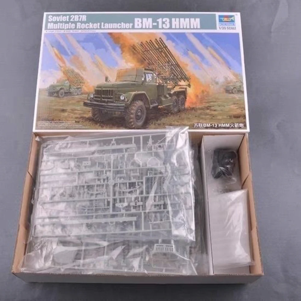 

Trumpeter 01062 1:35 Scale Soviet 2B7R Multiple Rocket Launcher BM13 HMM Plastic Assembly Model Kit Military Building Toy