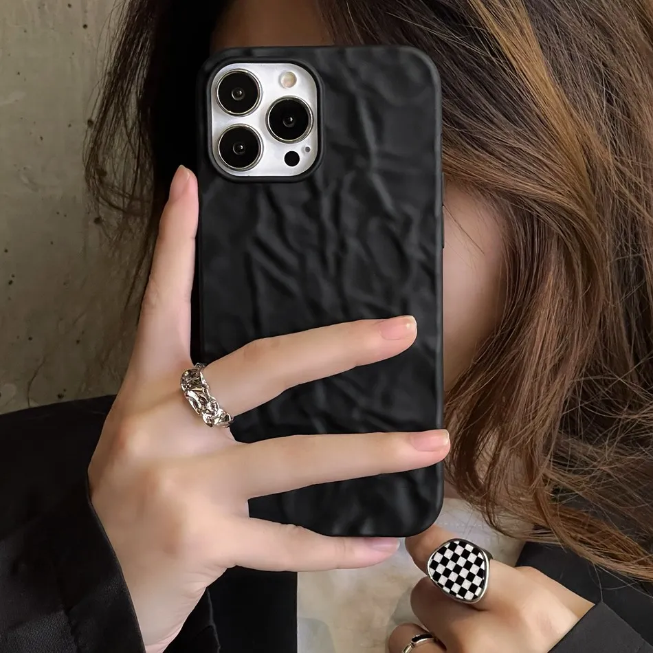 Fashion Matte Tin Foil Pleats Phone Case For iPhone 13 Mini 12 Pro Max 11 XR X XS Max 7 Plus INS Black Soft Silicone Cover Coque