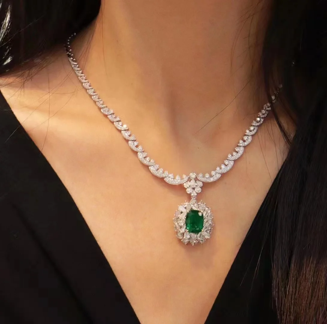 3CT Lab Emerald (Oval Cut) and Side stone 3.4ctw Lab Grown White Diamond DEF Color VS-VVS Solid 14k White Gold Necklace For Lady