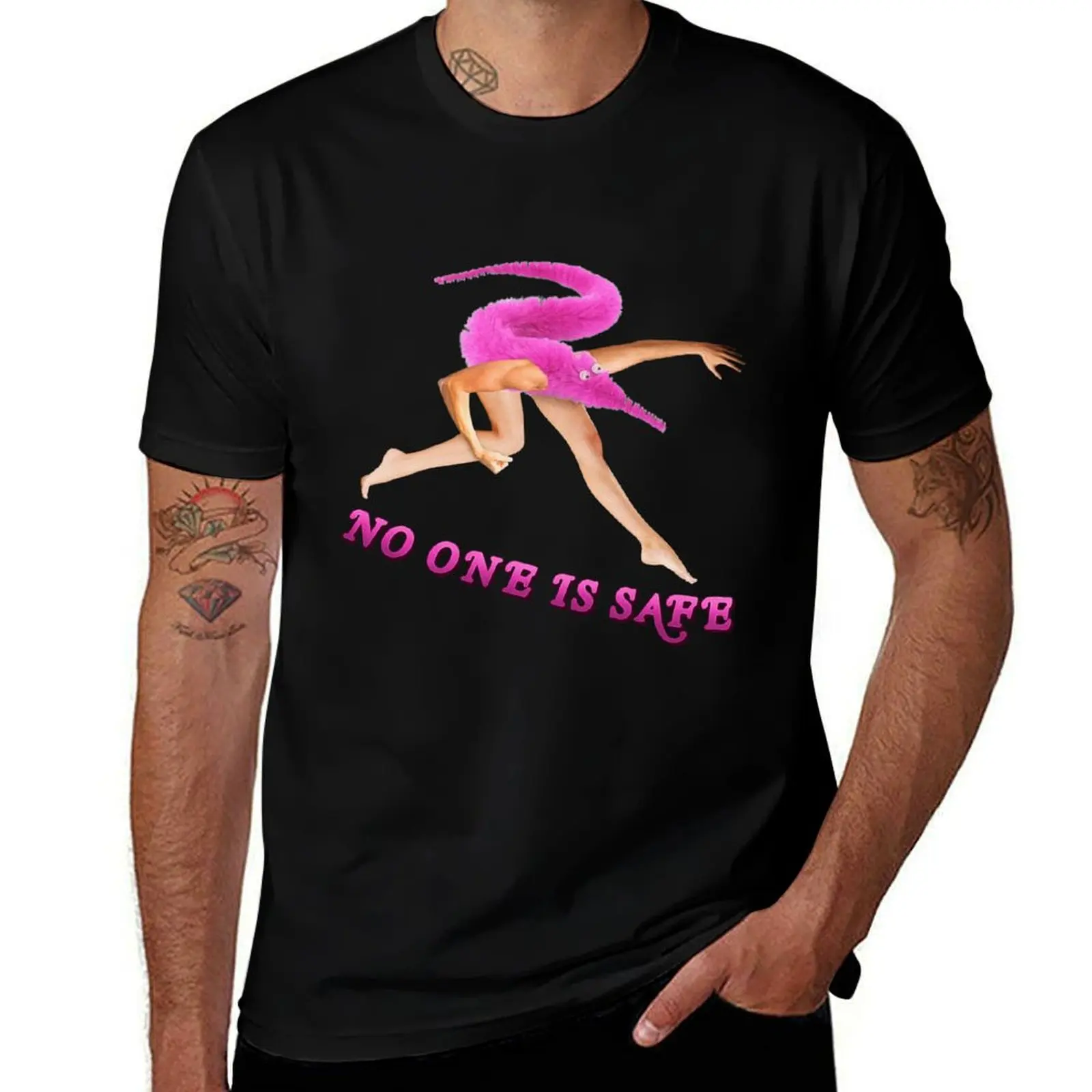 Worm on a String Time ~ Painting Aesthetic Cursed Collection ~ No One is Safe Set ~ Pink T-Shirt Labor Work Casual T-Shirt