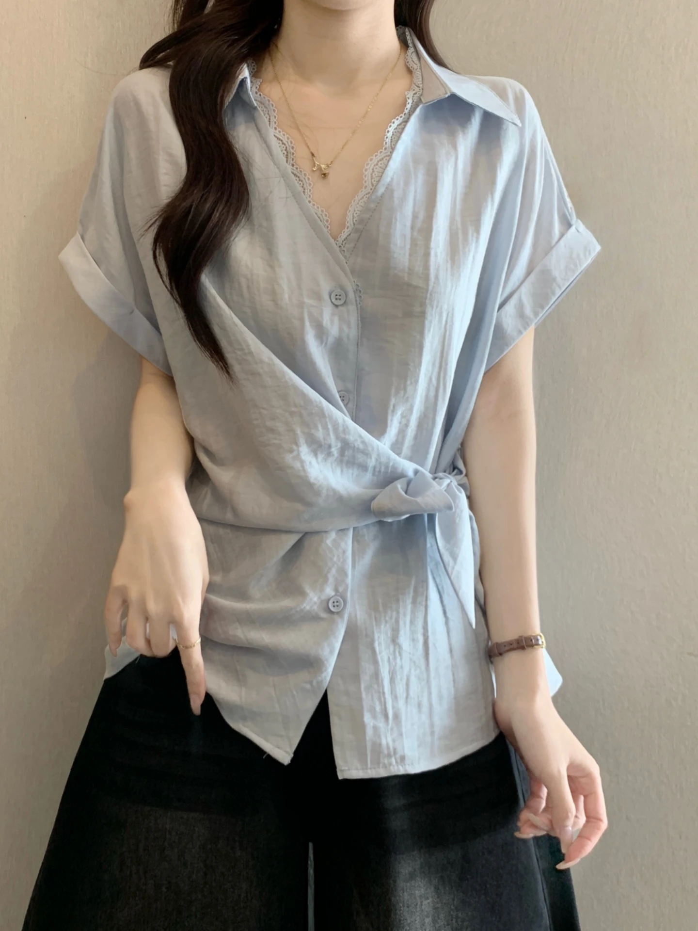 

Lace Patchwork V-Neck Short Sleeve Base Shirt Women Summer plus Size Slimming Top with Belt Korean Style Commute Wind