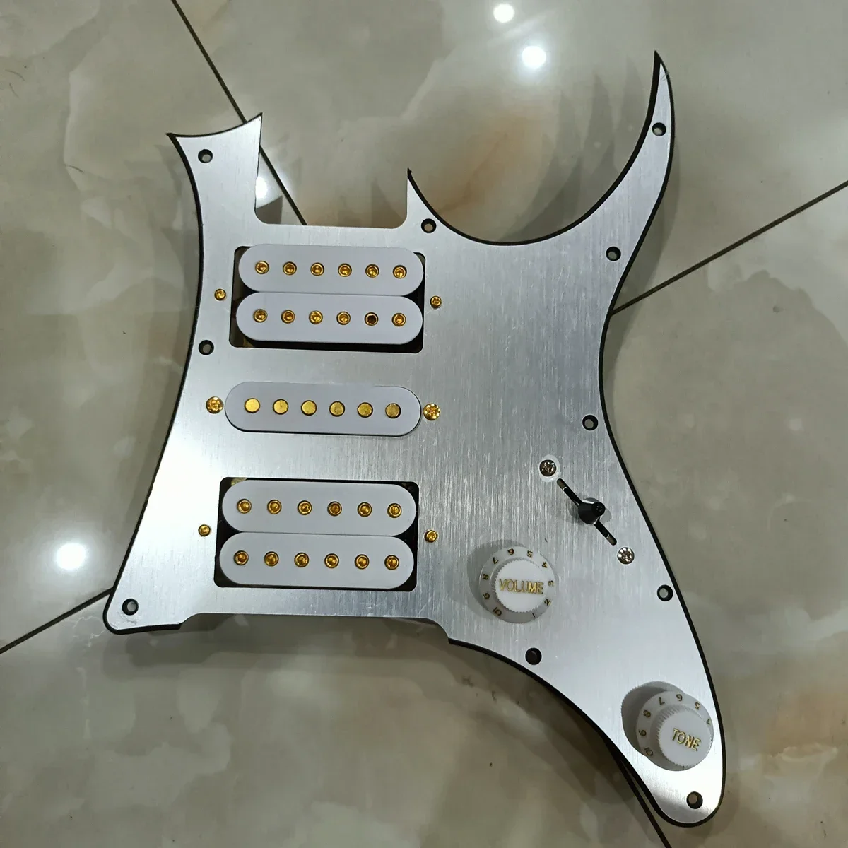 

HSH Upgrade Prewired Guitar Pickguard Loaded White Humbucker Alnico V Pickups Set Multifunction Switch Welding Harness