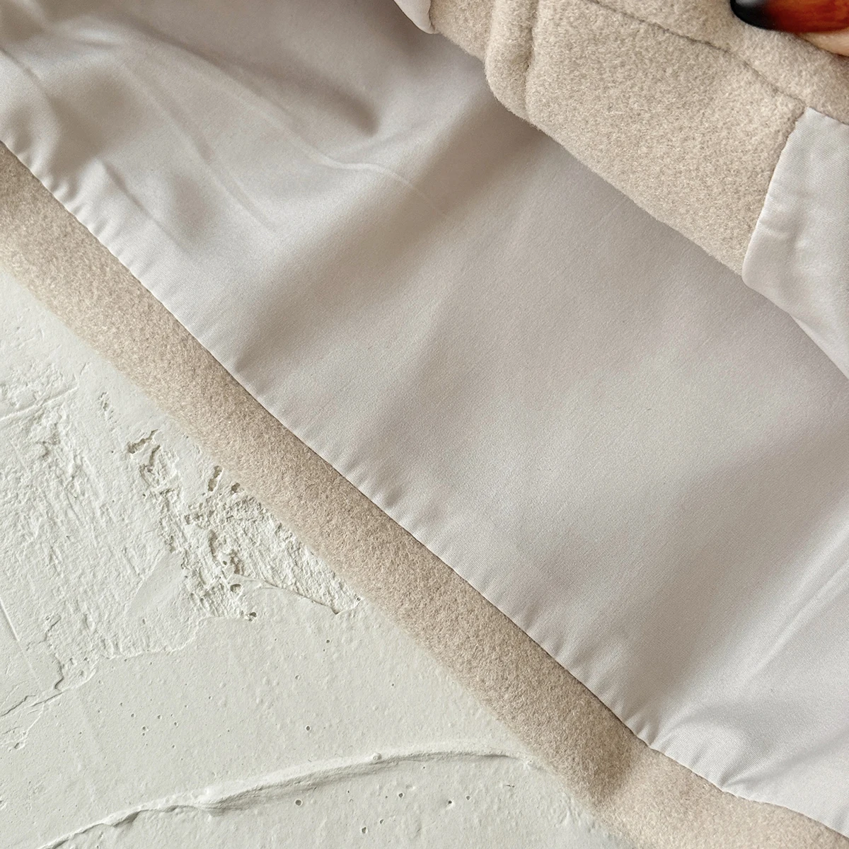 2026 Neue Baby-Wolljacke mit niedlichem Sonnen-Stickerei-Kragen, warm, Beige/Kamel, Oberbekleidung für Kleinkinder, Herbst-Winter-Jacke – Detail 7