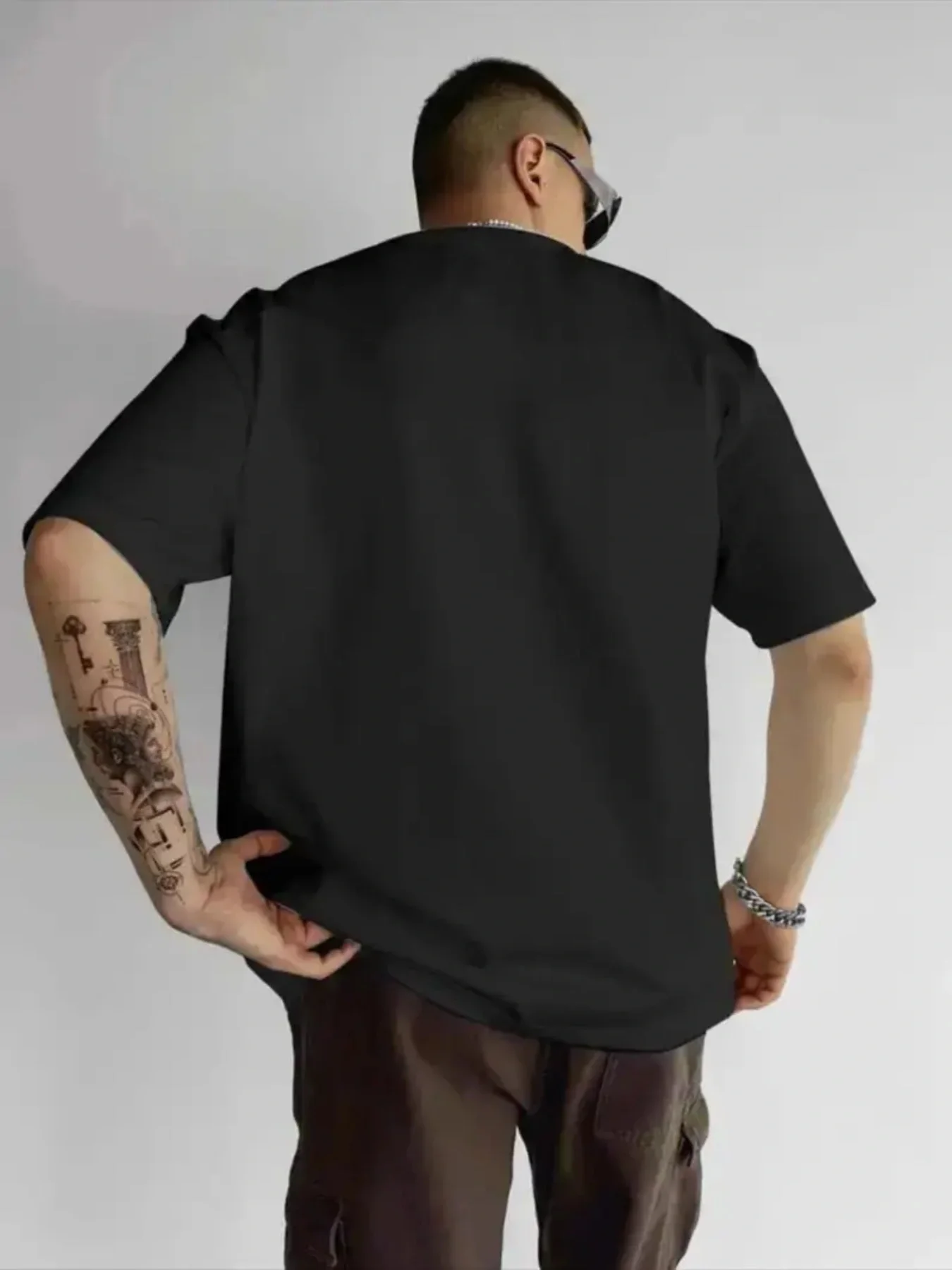 تي شيرت مضحك للجنسين 100% بوليستر، صورة خلفية سوداء صلبة، قميص علوي بأكمام قصيرة يسمح بالتهوية، تي شيرت برقبة دائرية #2