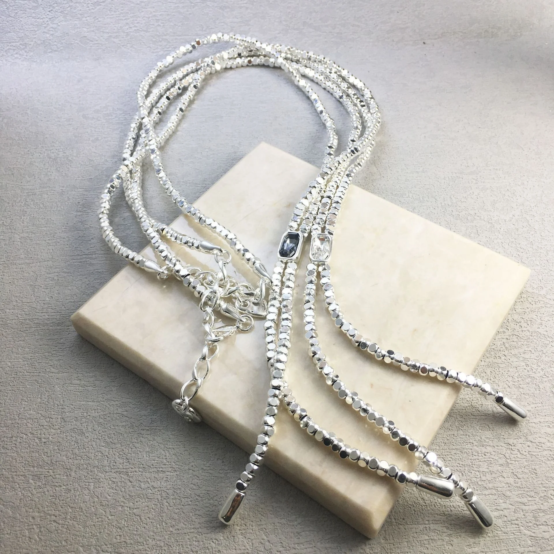 

2025 г., новый европейский бестселлер, модный стиль, персонализированное универсальное изысканное ожерелье