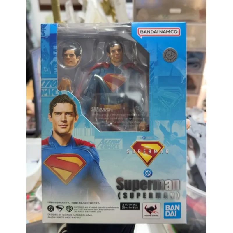 

Оригинальная коллекционная подвижная фигурка BANDAI SHF Супермен по мотивам фильма 2025 года, высокодетализированная, любимая игрушка фанатов, коллекционная фигурка супергероя