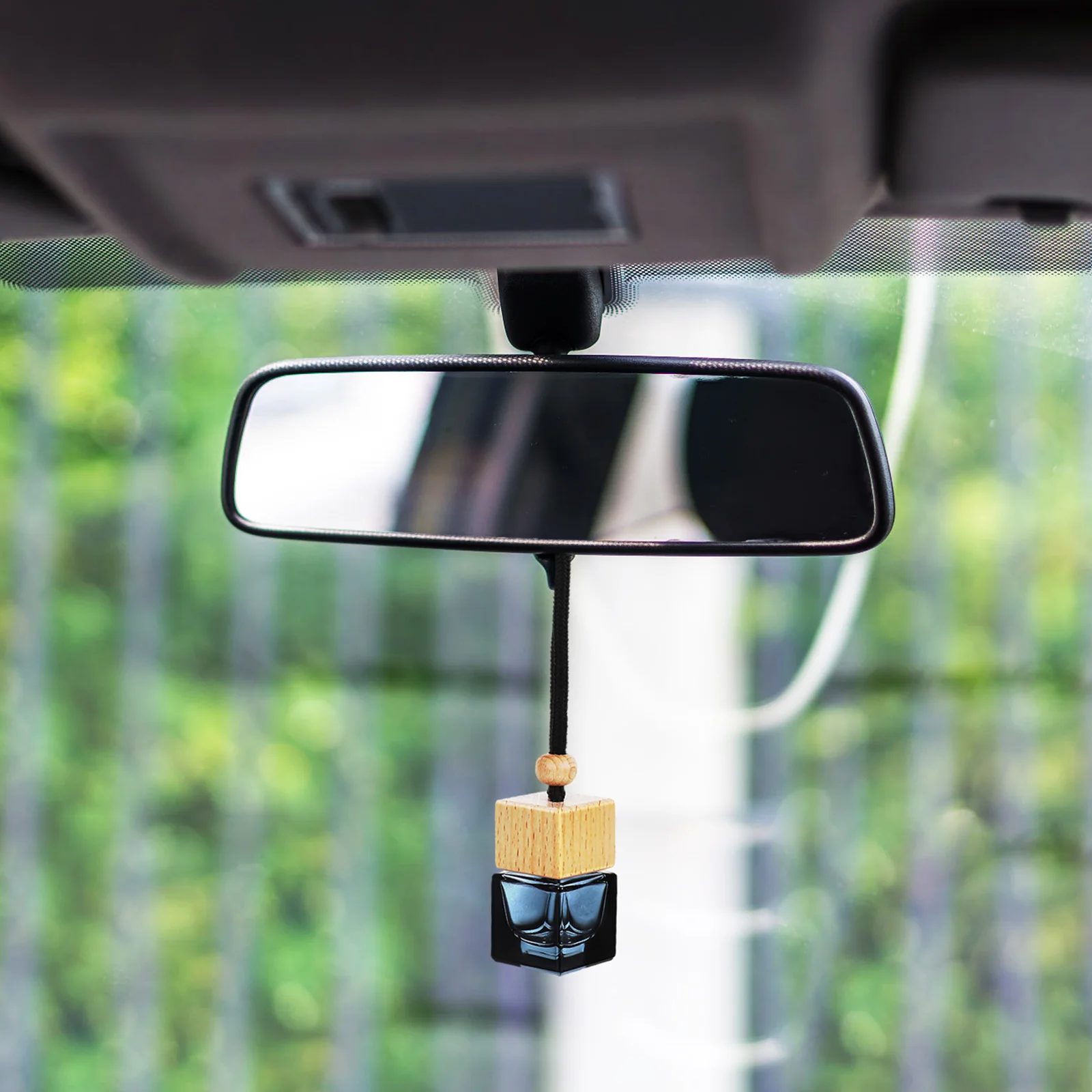 

iplusmile 10Pcs Car Hanging Diffuser Bottles Empty Glass Aromatherapy Vials Wood Cap Rope Essential Oils Air Freshener Decor