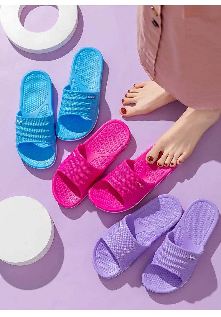 

Anti-slip Bathroom Slippers Hotel Anti-slip Slippers Soft and Comfortable Indoor and Outdoor Slippers for Couple Women and Men