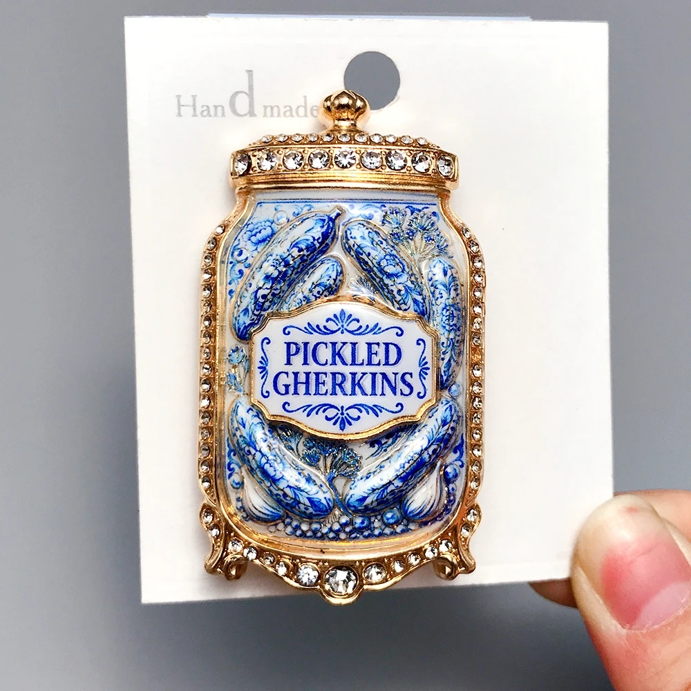 Cute Pickled Gherkins Brooches Pins Rhinestone 3 Color Whimsical Design Food-themed Cucumber Brooch FoR Women Men Fashion Gifts