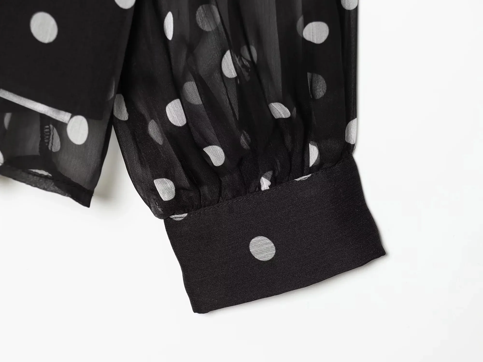 Elegante Damenbluse mit Polka-Dot-Muster, Schleifenkragen, Langarm-Shirt, Modische Damen-Oberteile im High-Street-Stil, Schicke Dünne Blusen – Detail 4