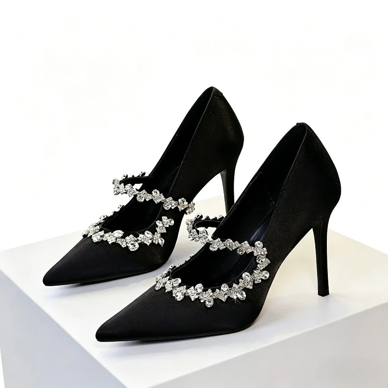 

Satin Luxury Rhinestone High Heels Women Pointed Toe Pumps Designer Shoes Female Shallow Jewel Elegant Party Dress Women Shoes