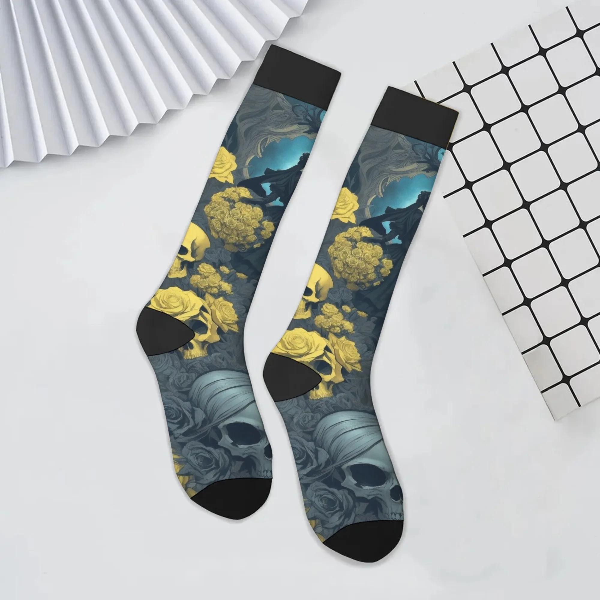 القوطية الرجعية عناصر الجمجمة الجوارب الطويلة الهيب هوب Harajuku سعيد الرجال والنساء الجوارب الجدة مجنون تصميم عادية حفلة هدية