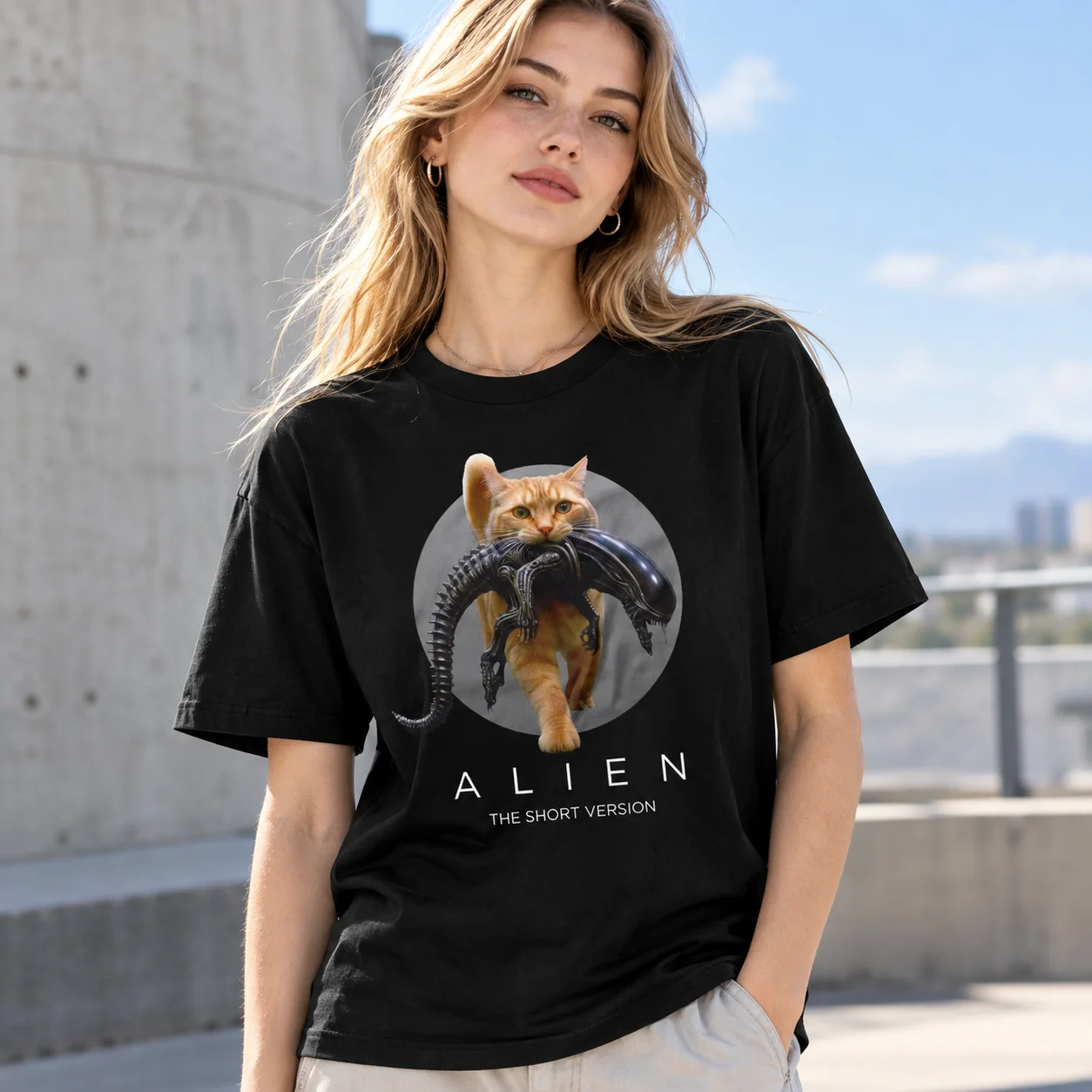 Alien T-shirt for Both Men and Women, Short and Fun Sci-fi Horror Movie, Printed T-shirt for Cat Lovers, Fashionable
