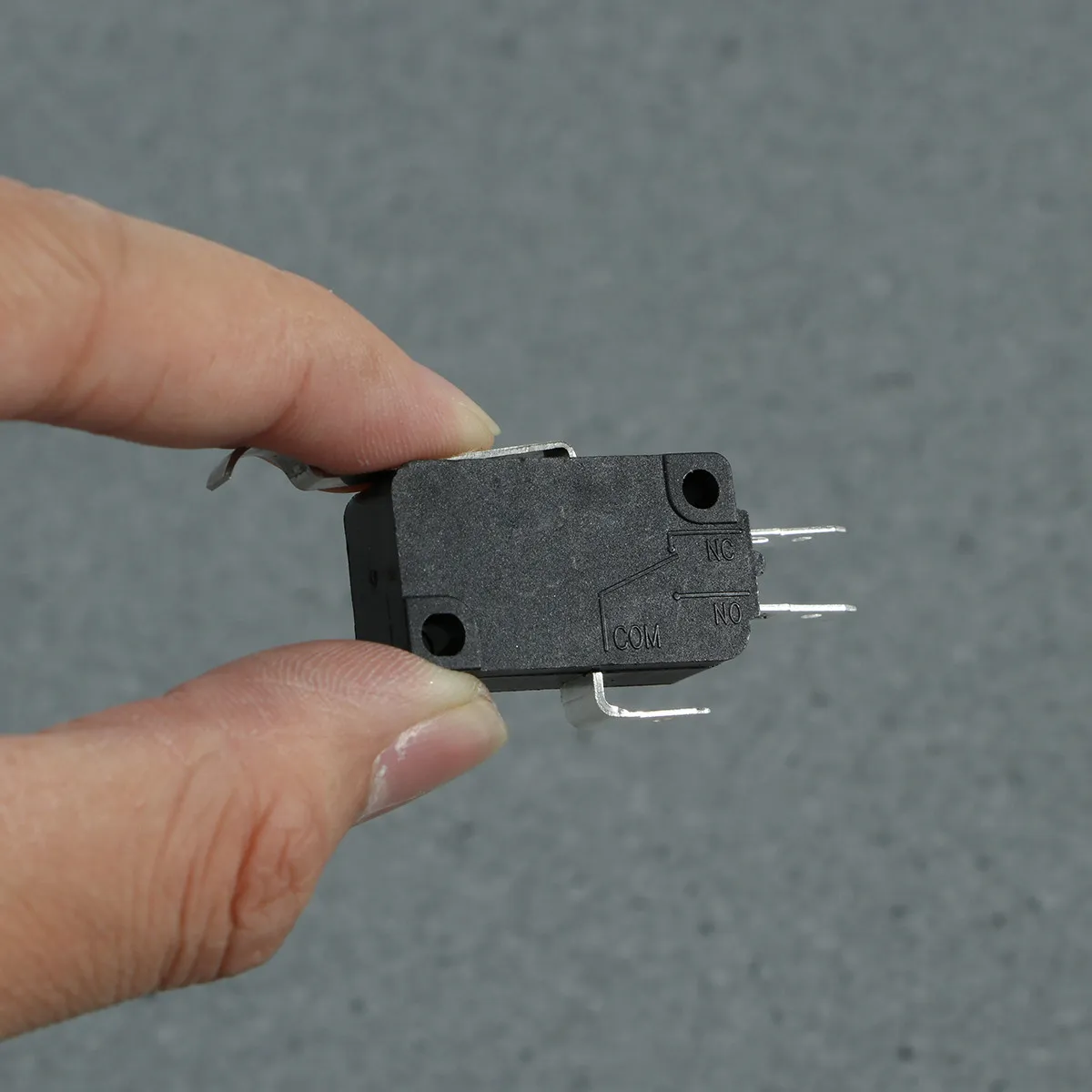 10Pcs Micro Limit Switch 3 Long Hinge Lever Momentary Push Button for Home Appliances Audio Business Machines Communication