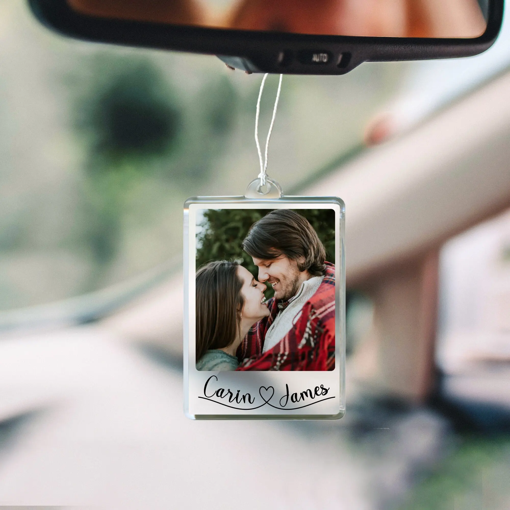 Customized suspended car photo frame - A personalized gift for mom, car accessories, an individualized commemorative gift for mo