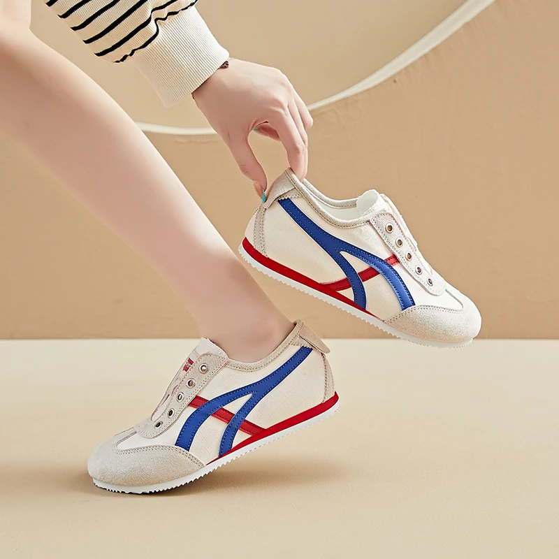 أحذية جديدة لعام 2025 بتصميم أنيق وارتداء مريح مع قدرة نفس ممتازة تتميز بشعبية كبيرة بين الشباب