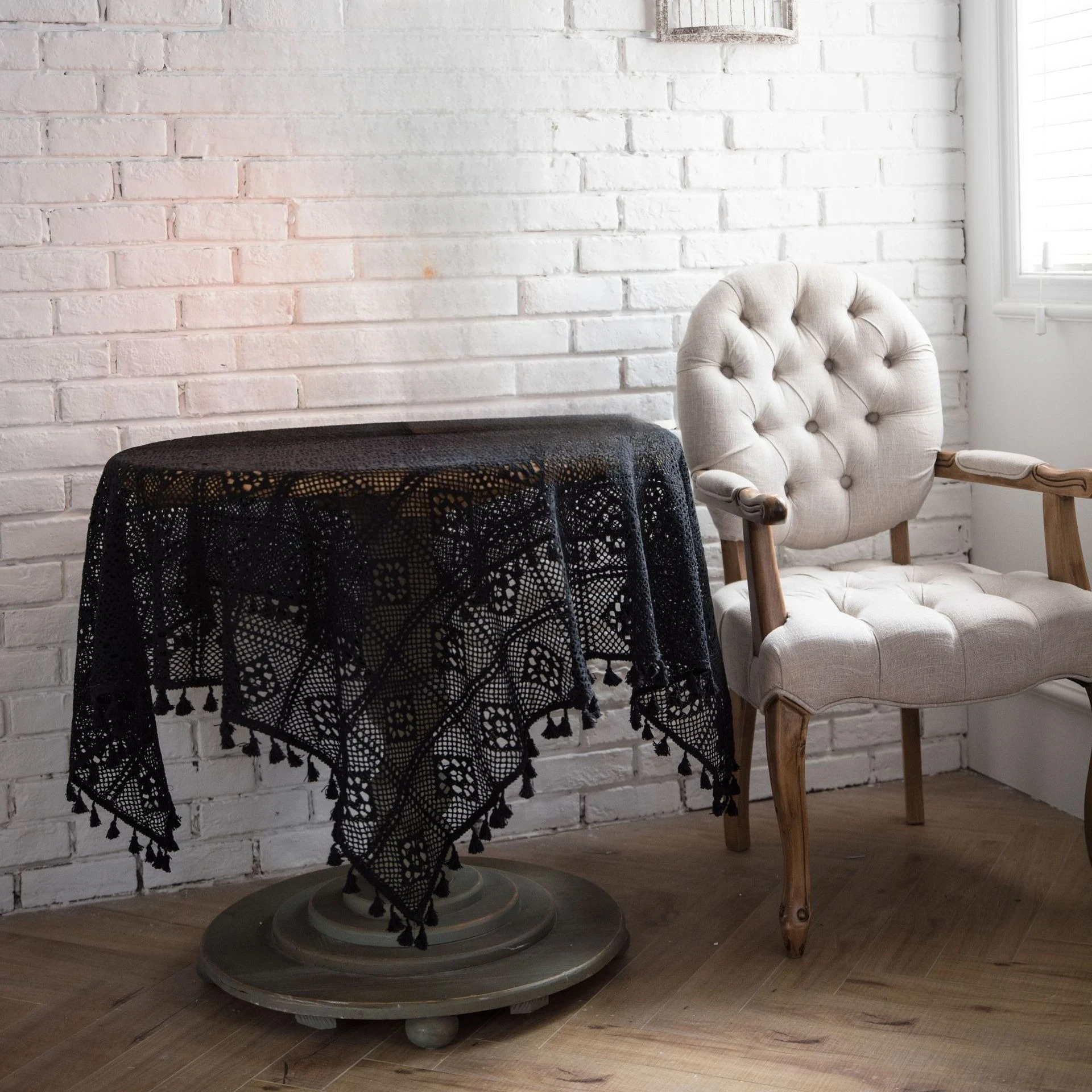 Rural crochet scarves table cloths woven tablecloths hollowed out tablecloths tablecloths piano scarves shooting props